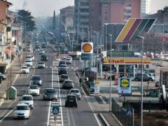 Nuova rotonda in Corso Milano? La Terza Circoscrizione approva una soluzione definitiva per i residenti di via Campania Nuova rotonda in Corso Milano? La Terza Circoscrizione approva una soluzione definitiva per i residenti di via Campania