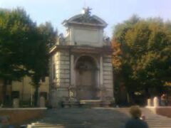 Vandalismi in centro, e non solo: la città vive un nuovo picco negativo Vandalismi in centro, e non solo: la città vive un nuovo picco negativo
