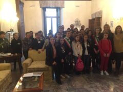 Alessia Rotta con i ragazzi di Villa Bartolomea e Castagnaro incontra i ministri Lotti e Madia Alessia Rotta con i ragazzi di Villa Bartolomea e Castagnaro incontra i ministri Lotti e Madia