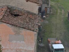 Avviata la messa in sicurezza della Casa Colonica. Ma anche la Ceolara attende Avviata la messa in sicurezza della Casa Colonica. Ma anche la Ceolara attende