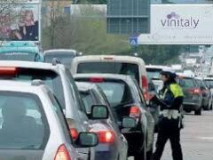 TRAFFICO FIERA, Zardini raccoglie le proteste dei cittadini TRAFFICO FIERA, Zardini raccoglie le proteste dei cittadini