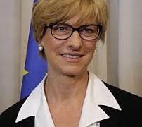 Roberta Pinotti alla Festa dell’Unità di Quinzano – Venerdì ore 20.30 Roberta Pinotti alla Festa dell’Unità di Quinzano – Venerdì ore 20.30