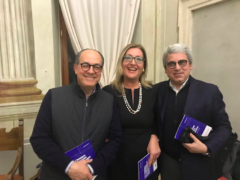 DAL MORO: UN PLAUSO A PAOLO DE CASTRO DAL MORO: UN PLAUSO A PAOLO DE CASTRO