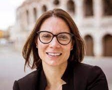 I RIDER VERONESI HANNO INCONTRATO ELISABETTA GUALMINI IL COMUNE DI VERONA SOSTIENE IL PERCORSO DI EMANCIPAZIONE