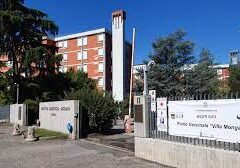 ISTITUTO ASSISTENZA ANZIANI, PD VERONA INCONTRA RSU E CDA EMERGENZA RISORSE: AUMENTA LA DOMANDA, CALANO LE IMPEGNATIVE, ESPLODONO I COSTI ISTITUTO ASSISTENZA ANZIANI, PD VERONA INCONTRA RSU E CDA EMERGENZA RISORSE: AUMENTA LA DOMANDA, CALANO LE IMPEGNATIVE, ESPLODONO I COSTI