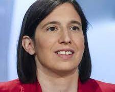 SCHLEIN A LEGNAGO TRACCIA LA STRADA DELLE ELEZIONI EUROPEE: “INVESTIMENTI COMUNI PER LO SVILUPPO E SUPERARE IL NAZIONALISMO DELLE DESTRE” SCHLEIN A LEGNAGO TRACCIA LA STRADA DELLE ELEZIONI EUROPEE: “INVESTIMENTI COMUNI PER LO SVILUPPO E SUPERARE IL NAZIONALISMO DELLE DESTRE”