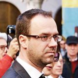 “A Milano con il Ministro Martina per l’Assemblea Nazionale di Sinistra per il Sì, la sinistra che dice sì alle riforme.”