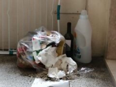 Vicinato molesto: gli inquilini Agec chiedono decoro e rispetto delle regole. L’azienda faccia valere i regolamenti condominiali